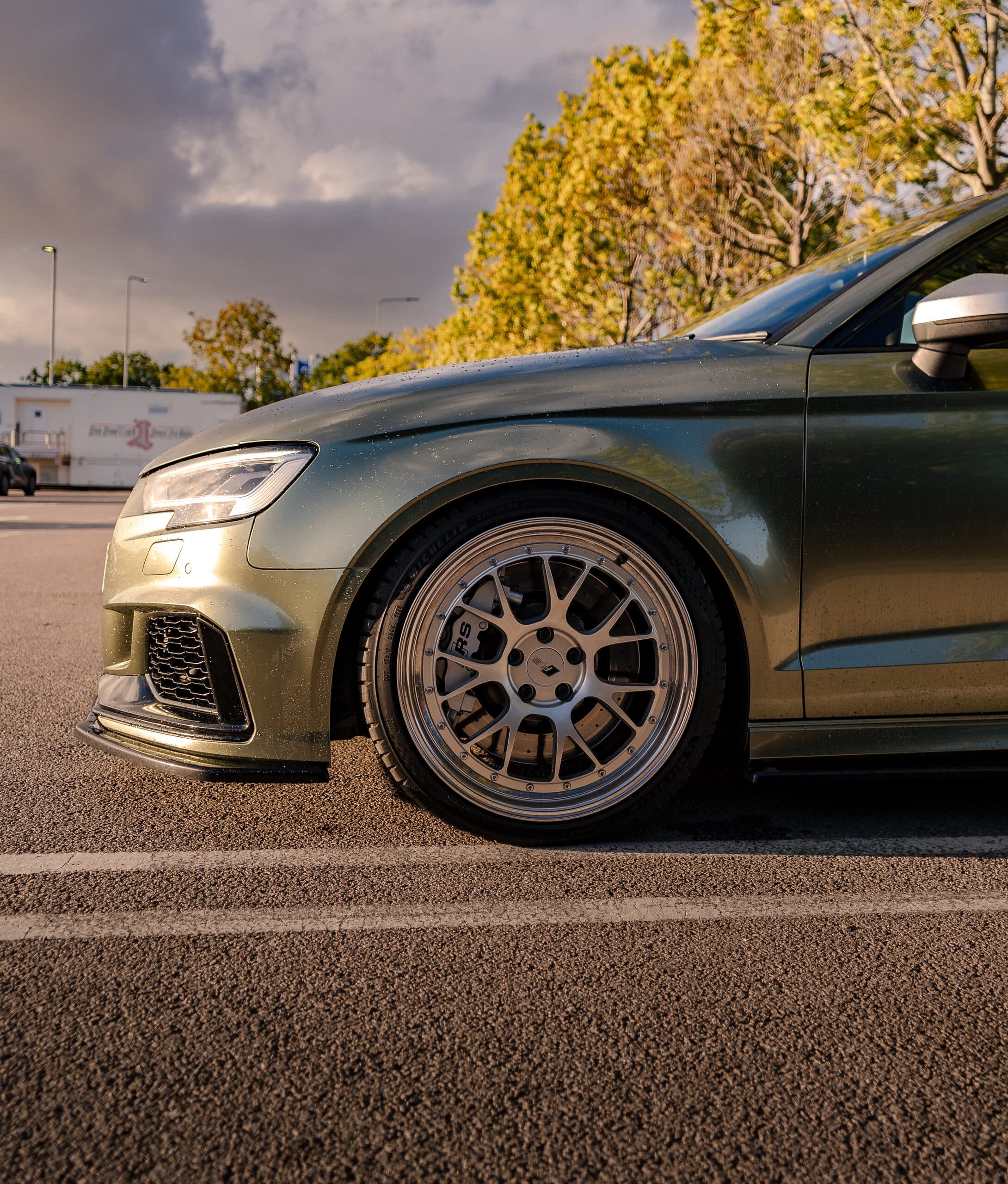 Audi RS3 saloon Y3 FCF: Front wheel