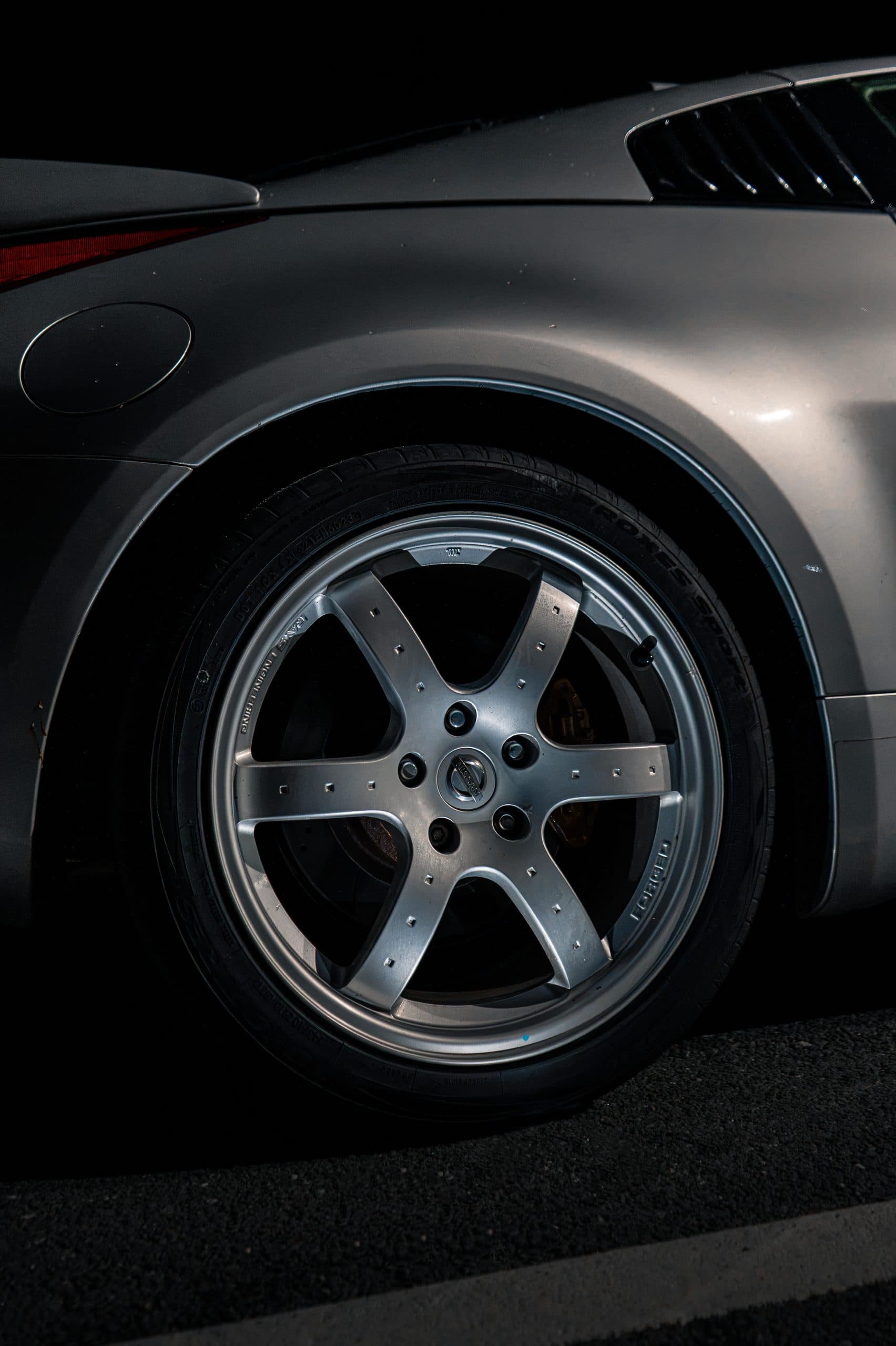 Nissan 350Z VN06 GKO: Rear wheel