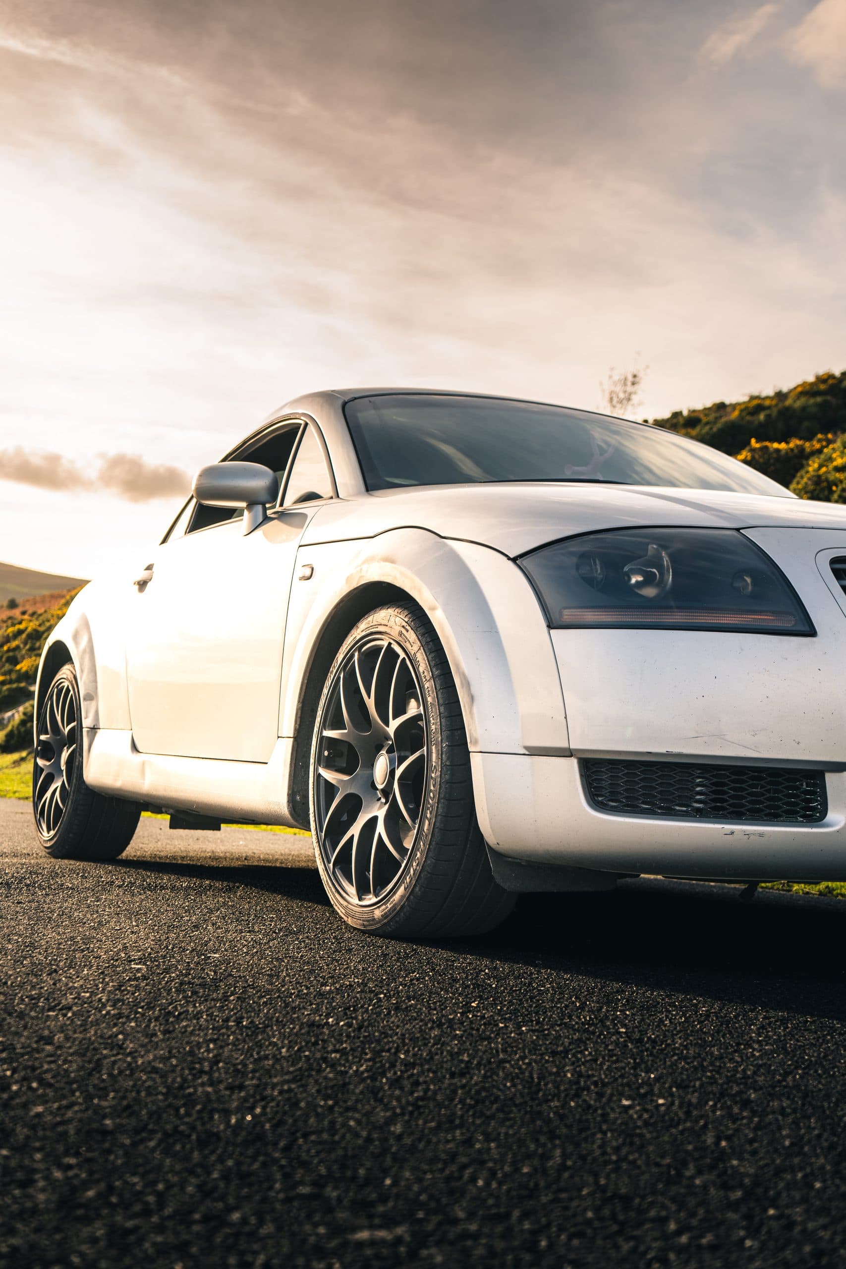 Audi TT KH02 TTT: Front three-quarter